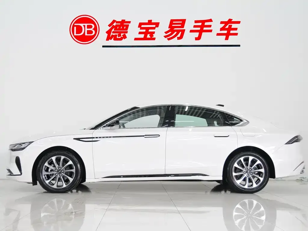 Lincoln Z 2024 из CN, фото 6