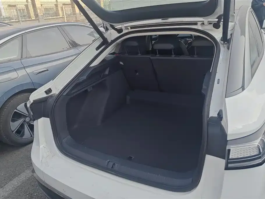 Volkswagen ID.7 VIZZION 2024 из CN, фото 8