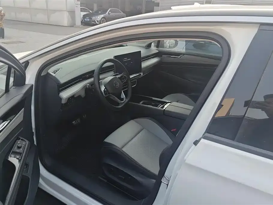 Volkswagen ID.7 VIZZION 2024 из CN, фото 3