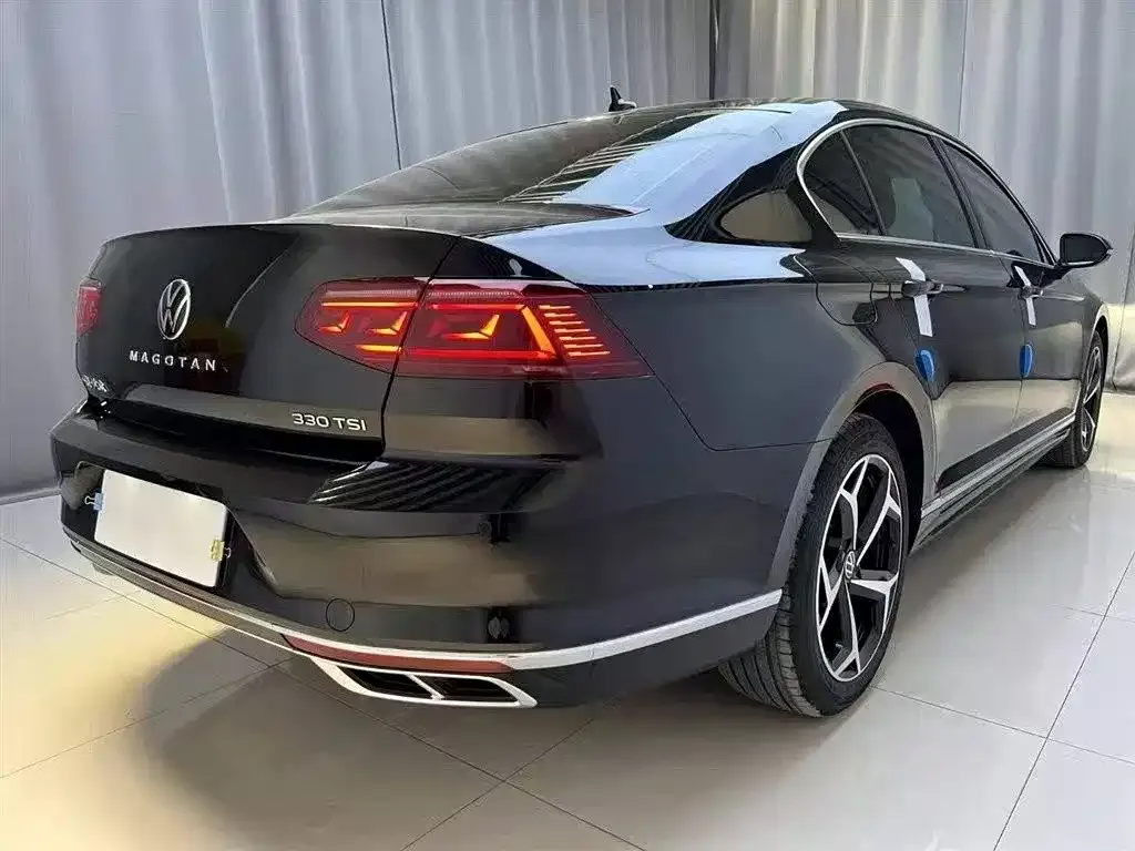 Volkswagen Magotan 2022 из CN, фото 2