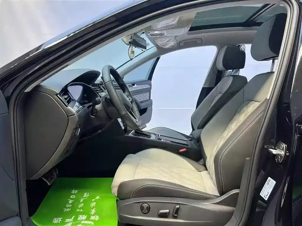 Volkswagen Magotan 2022 из CN, фото 8