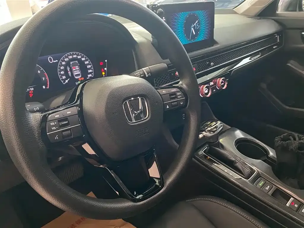 Honda Civic 2024 из CN, фото 4