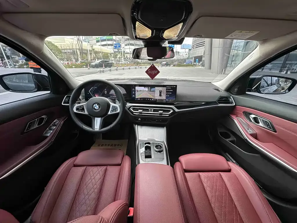 BMW 3 Series 2024 из CN, фото 3