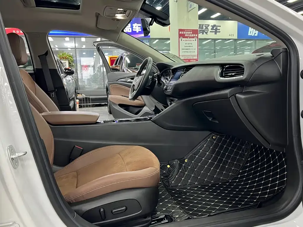 Buick Regal 2022 из CN, фото 3