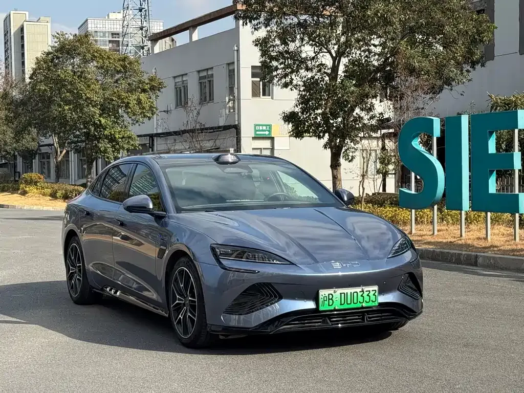 BYD Seal — фото 7