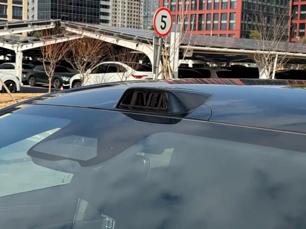 BYD Seal — фото 3