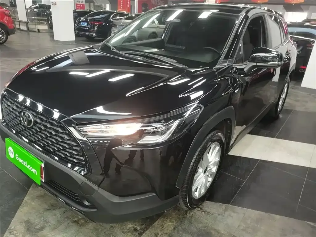 Toyota Corolla Cross — фото 10