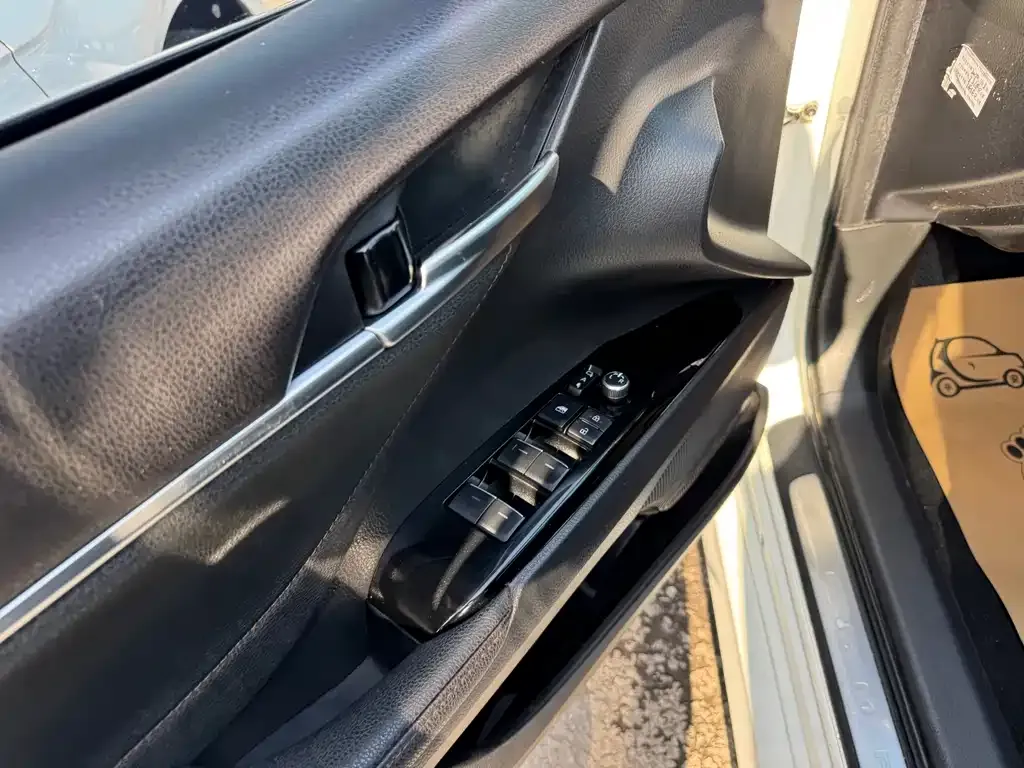 Toyota Camry 2022 из CN, фото 3