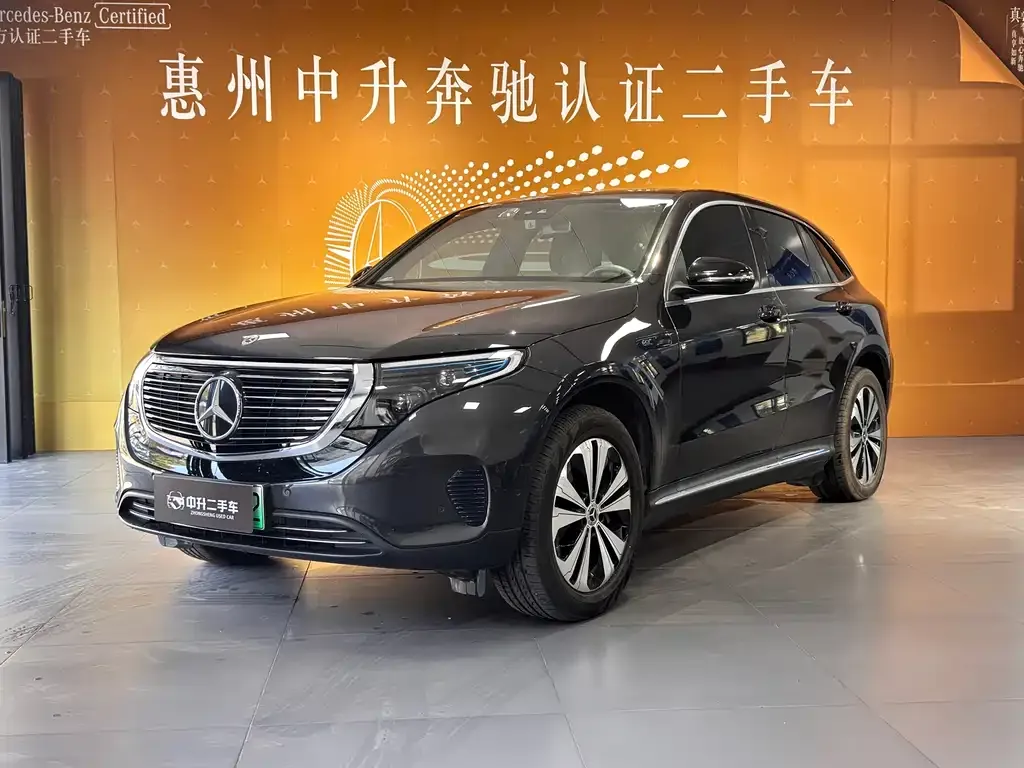 Mercedes-Benz EQC — фото 1