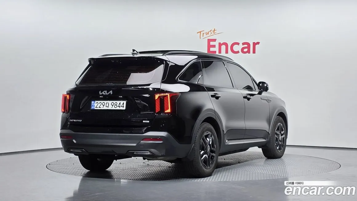Kia Sorento — фото 3