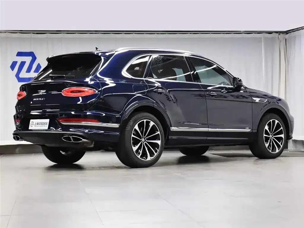 Bentley Bentayga 2022 из CN, фото 4