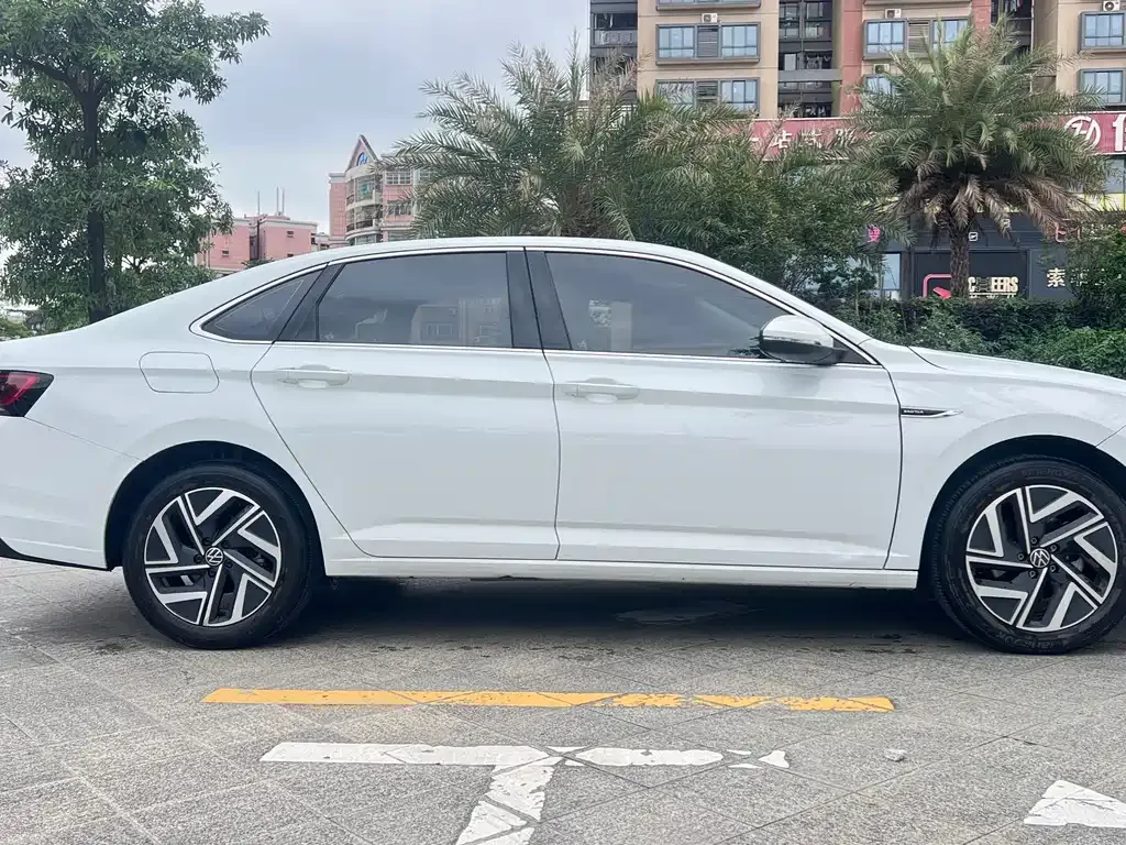 Volkswagen Sagitar 2023 из CN, фото 6