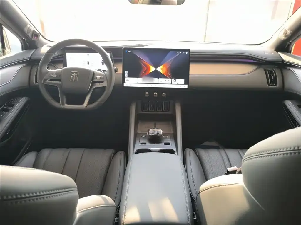BYD L EV 2025 из CN, фото 9