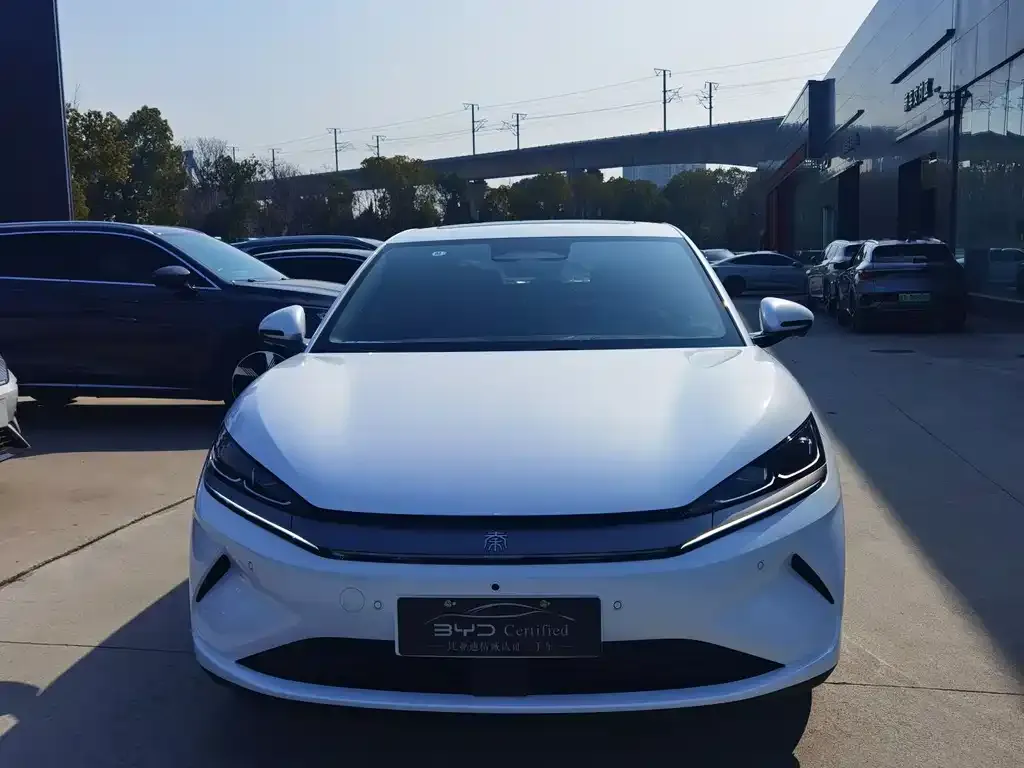 BYD Qin L — фото 2