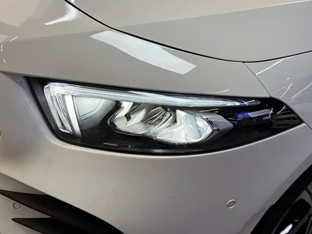 Mercedes-Benz A-Class 2023 из CN, фото 6