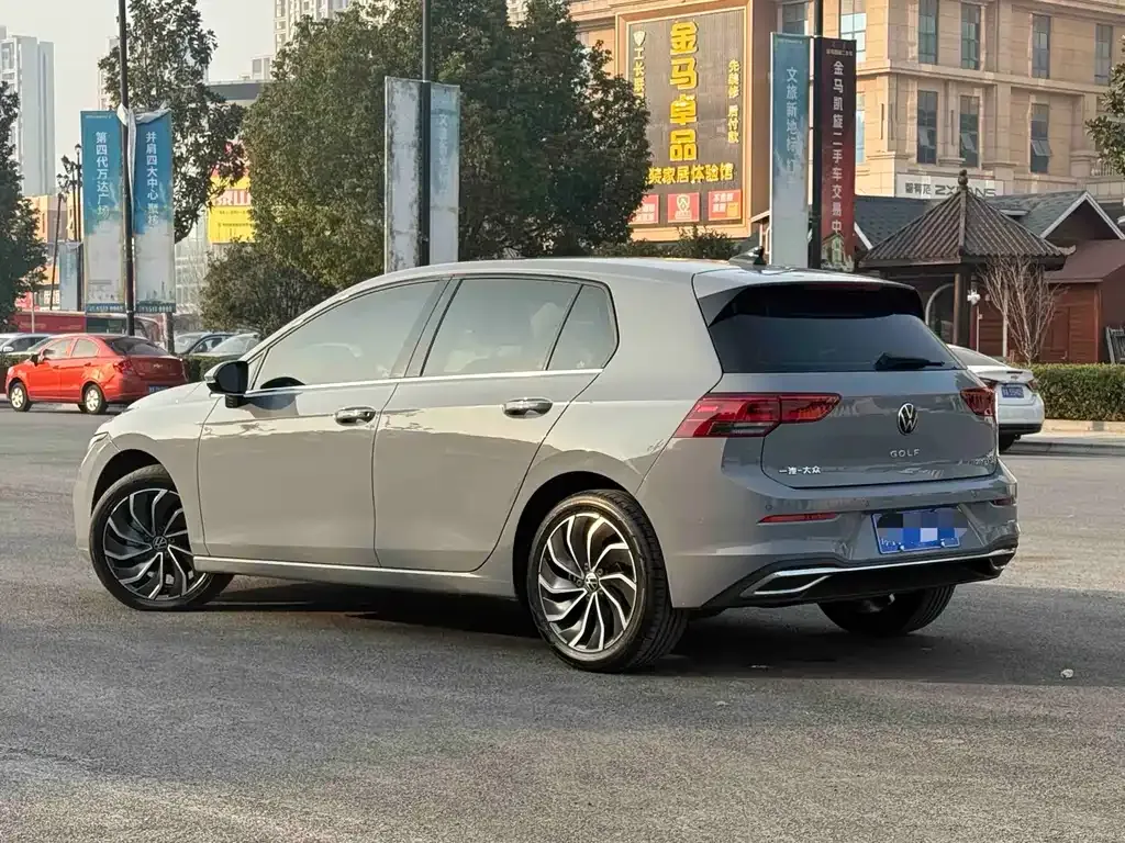 Volkswagen Golf 2022 из CN, фото 3