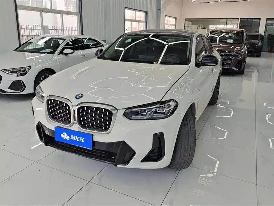 BMW X4 2023 из CN, фото 1
