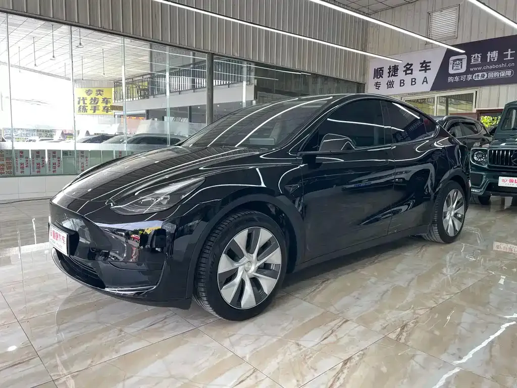 Tesla Model Y 2023 из CN, фото 1