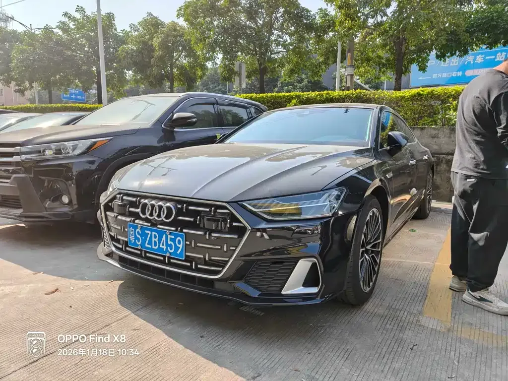 Audi A7L 2025 из CN, фото 1