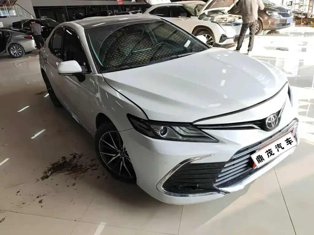 Toyota Camry 2023 из CN, фото 7