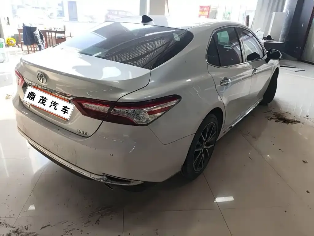 Toyota Camry 2023 из CN, фото 5
