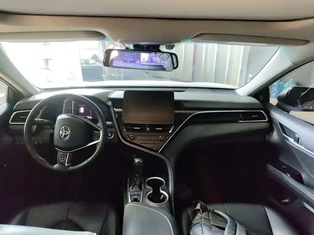Toyota Camry 2023 из CN, фото 10