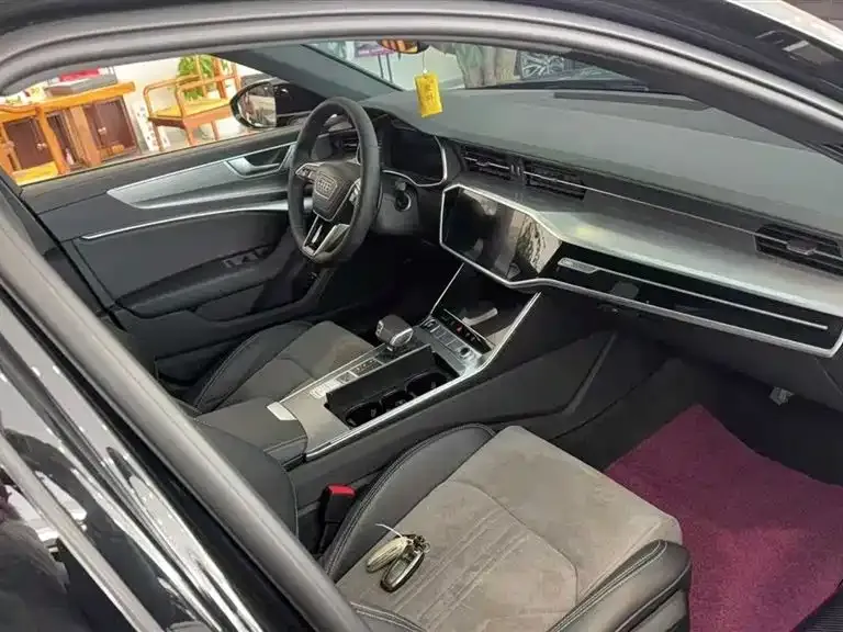 Audi A6L 2024 из CN, фото 3