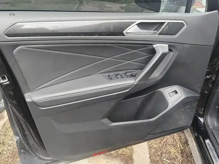 Volkswagen Tiguan L 2023 из CN, фото 8