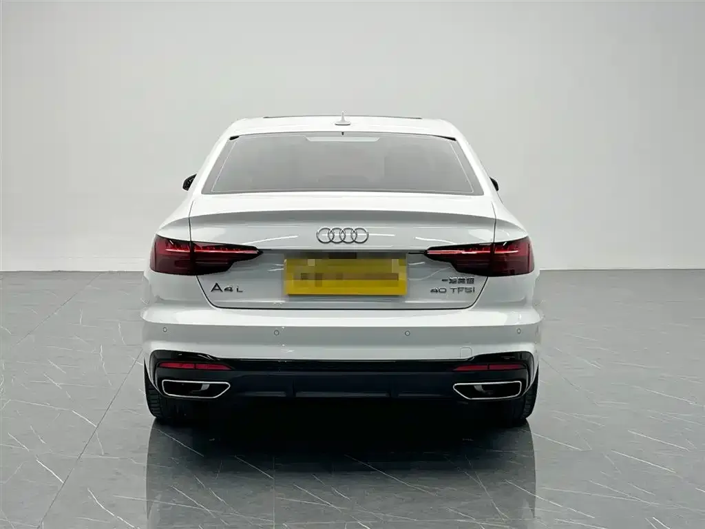 Audi A4L 2023 из CN, фото 6