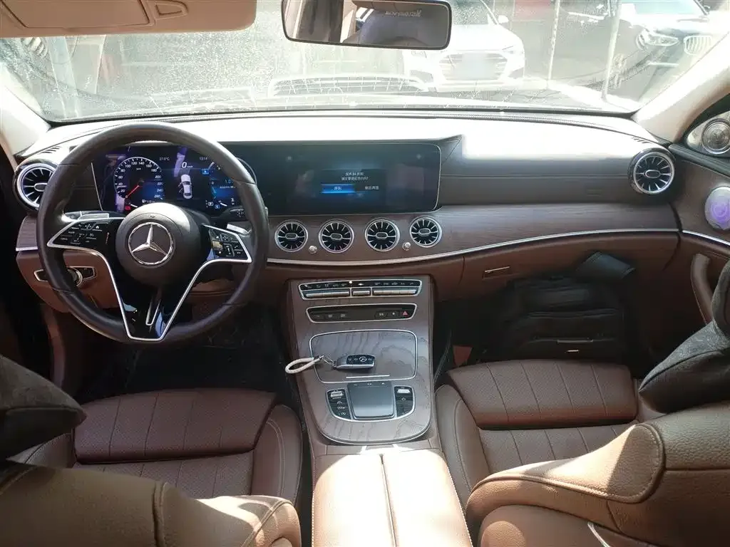 Mercedes-Benz E-Class 2022 из CN, фото 4