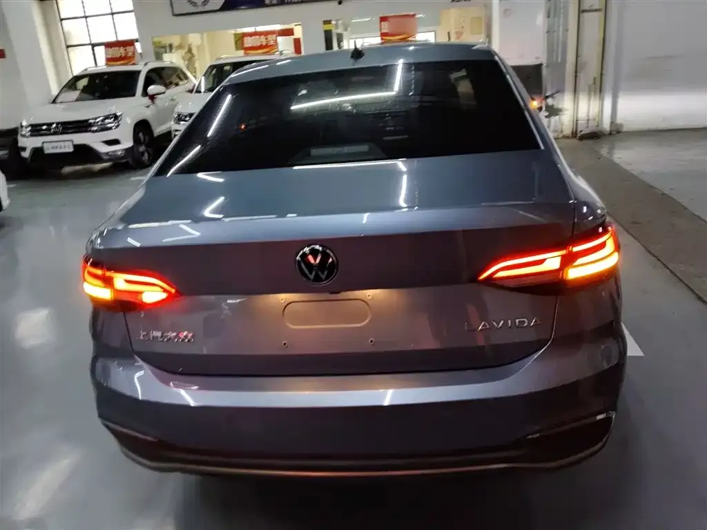 Volkswagen Lavida 2023 из CN, фото 5