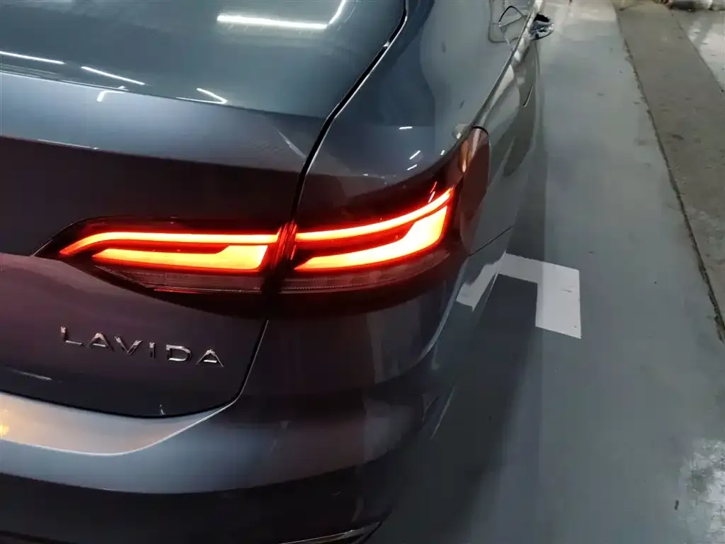 Volkswagen Lavida 2023 из CN, фото 4