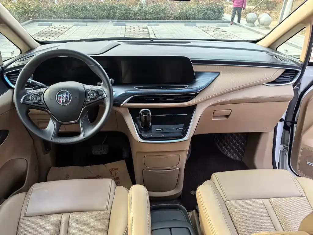 Buick GL8 2021 из CN, фото 9