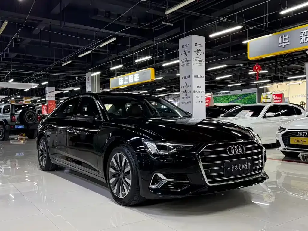 Audi A6L — фото 8