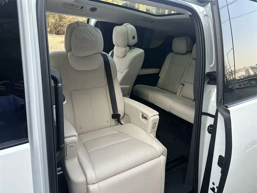 Li Auto MEGA 2026 из CN, фото 9