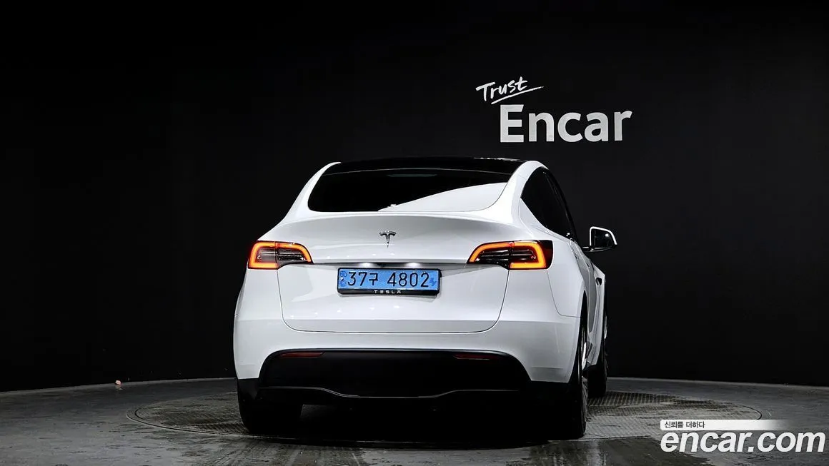 Tesla Model Y 2024 из KR, фото 4