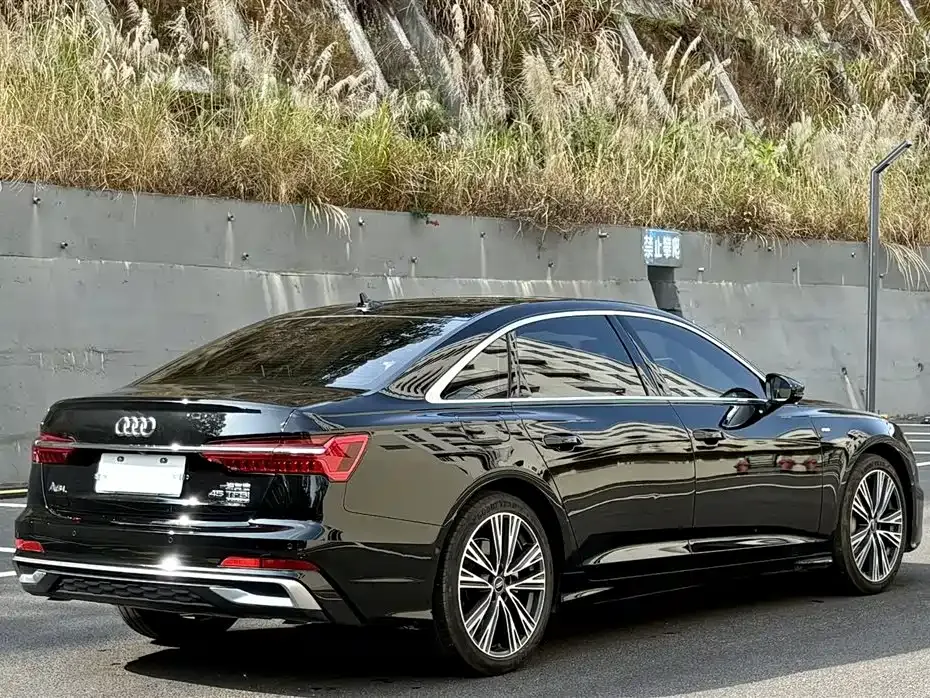 Audi A6L 2025 из CN, фото 2