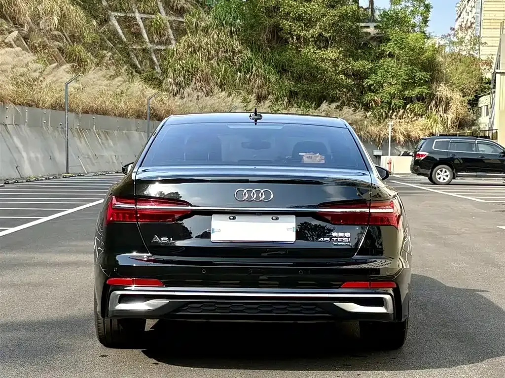 Audi A6L 2025 из CN, фото 4