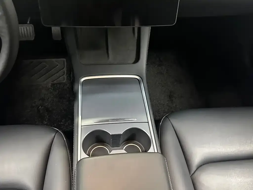 Tesla Model 3 2022 из CN, фото 5