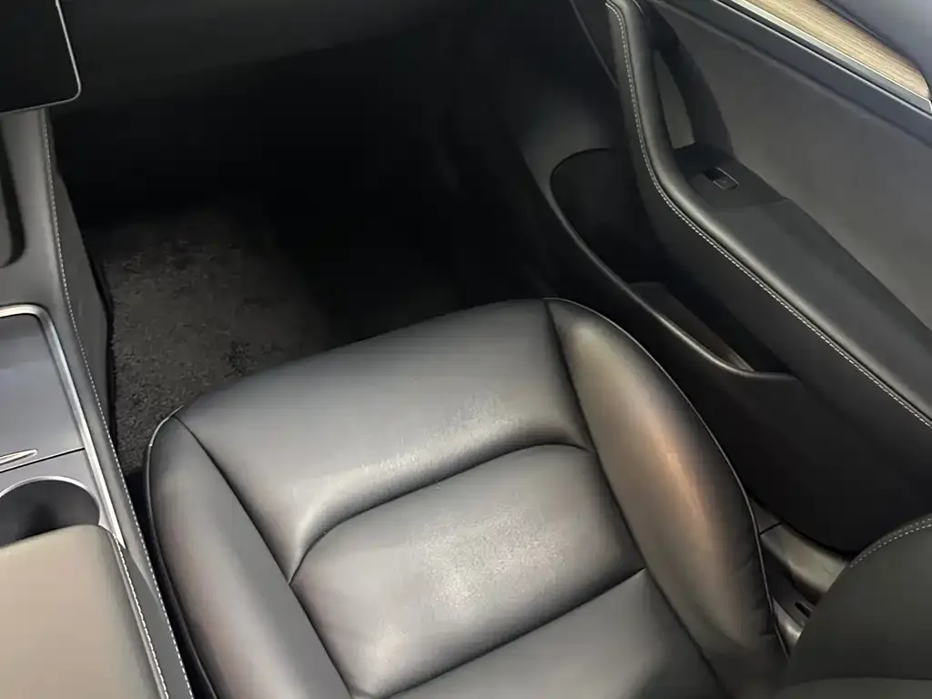 Tesla Model 3 2022 из CN, фото 2