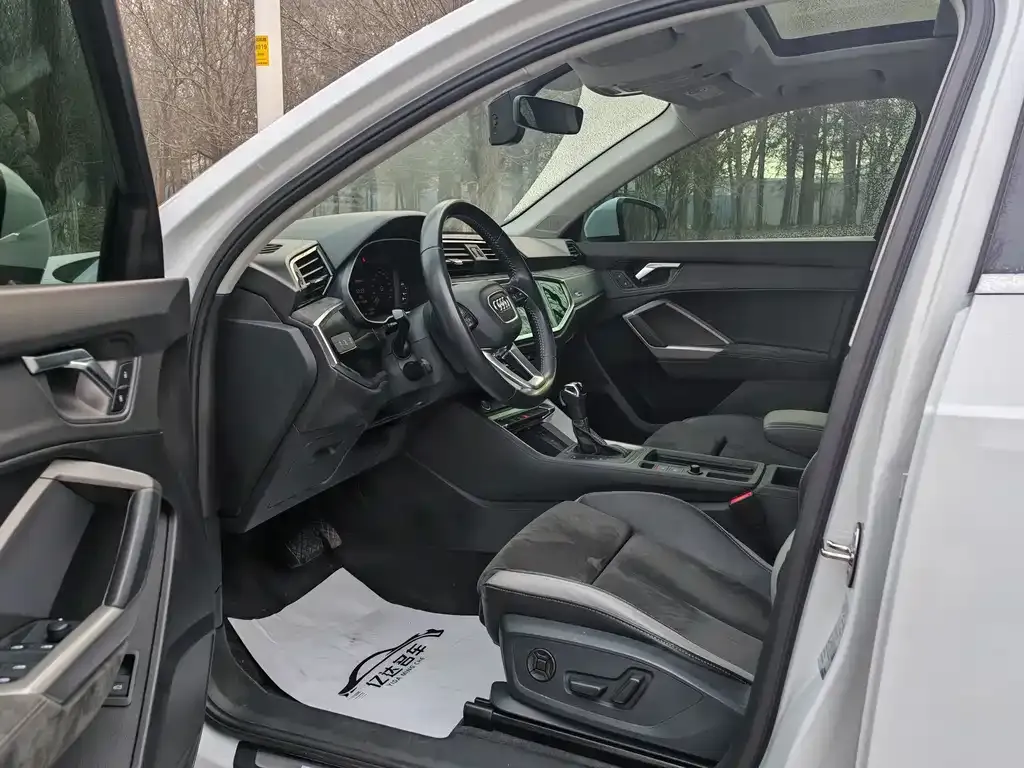 Audi Q3 2022 из CN, фото 5