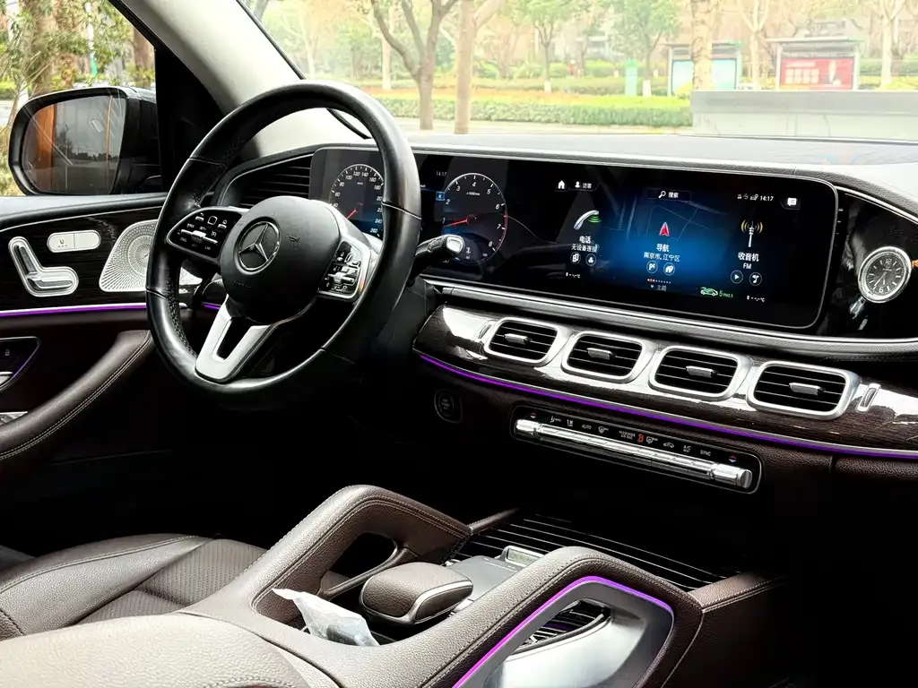 Mercedes-Benz GLE — фото 7