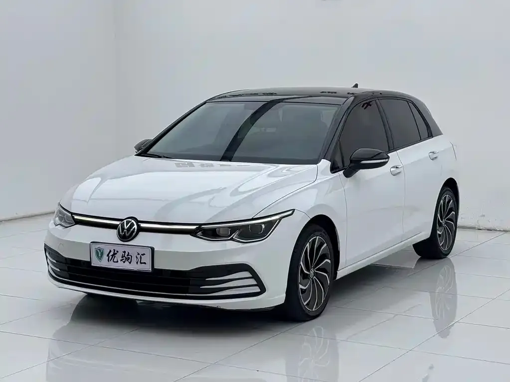 Volkswagen Golf 2022 из CN, фото 1