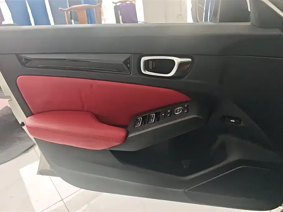 Honda Civic 2023 из CN, фото 3