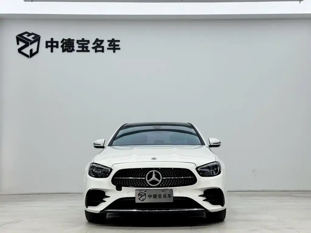 Mercedes-Benz E-Class — фото 3