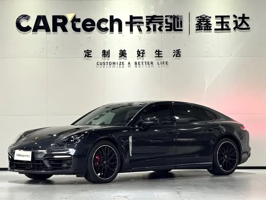 Porsche Panamera — фото 1