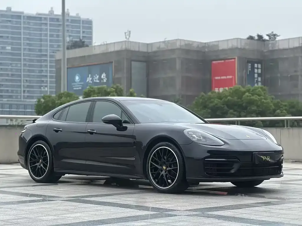 Porsche Panamera — фото 2