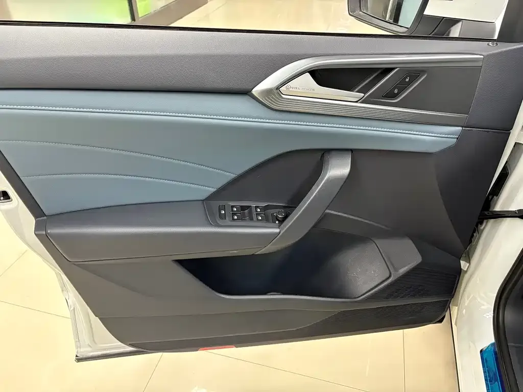 Volkswagen Tharu — фото 3