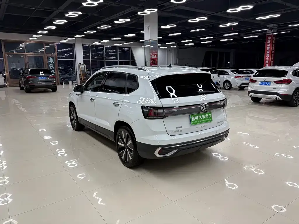 Volkswagen Tharu — фото 5