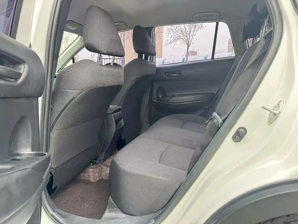 Toyota Corolla Cross 2022 из CN, фото 8